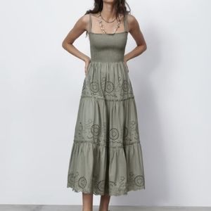 BNWT Zara cutout embroidery ribbon maxi dress